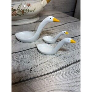 Set Of 3 Vintage Avon 1980s Ceramic Goose Geese Duck Nesting Measuring Spoons